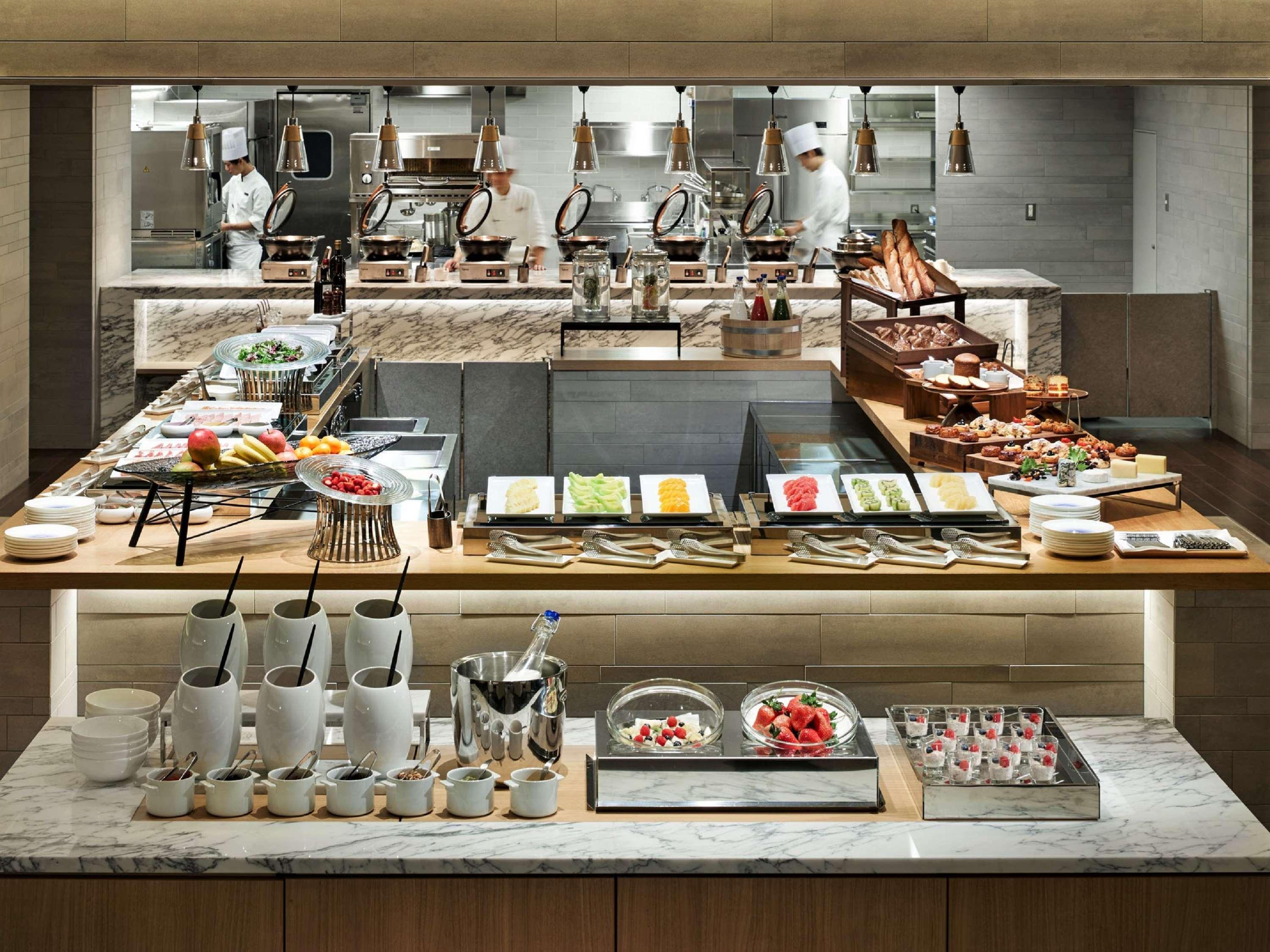 The Thousand Quioto Exterior foto A buffet at a restaurant